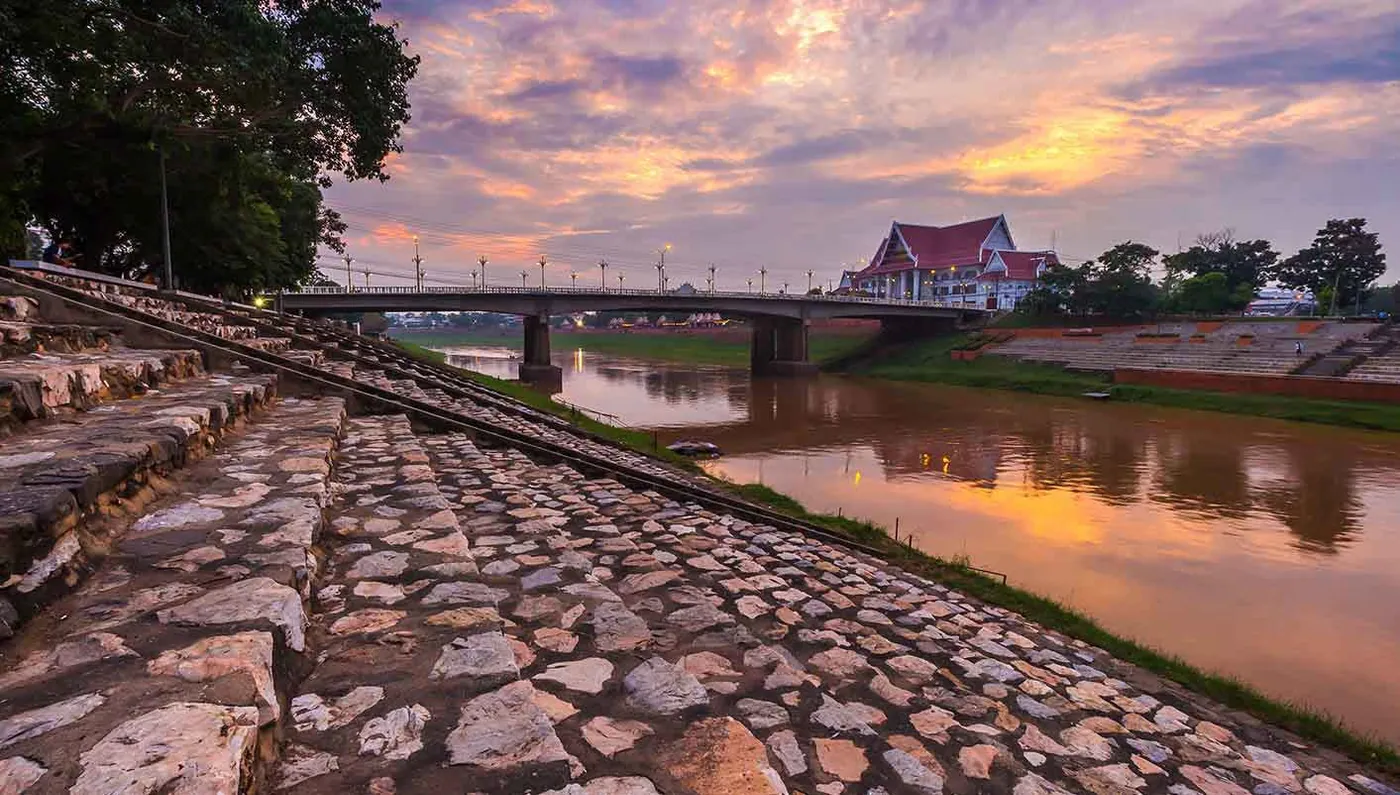 Joyas de Indochina: Tailandia, Laos y Templos de Angkor