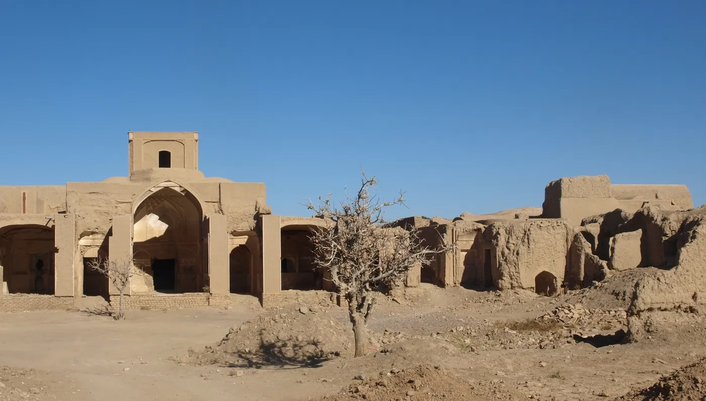 Antigua Persia, Persépolis y Mashad