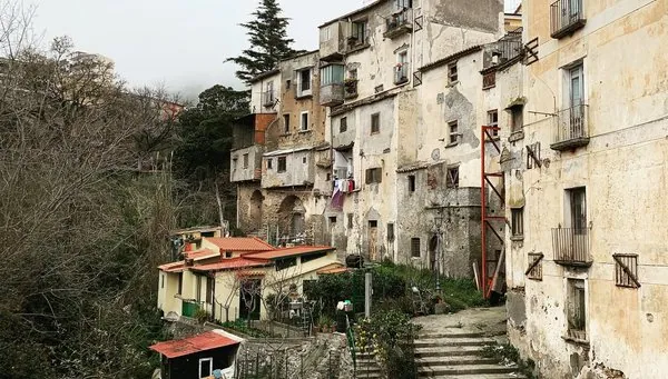 Mar.